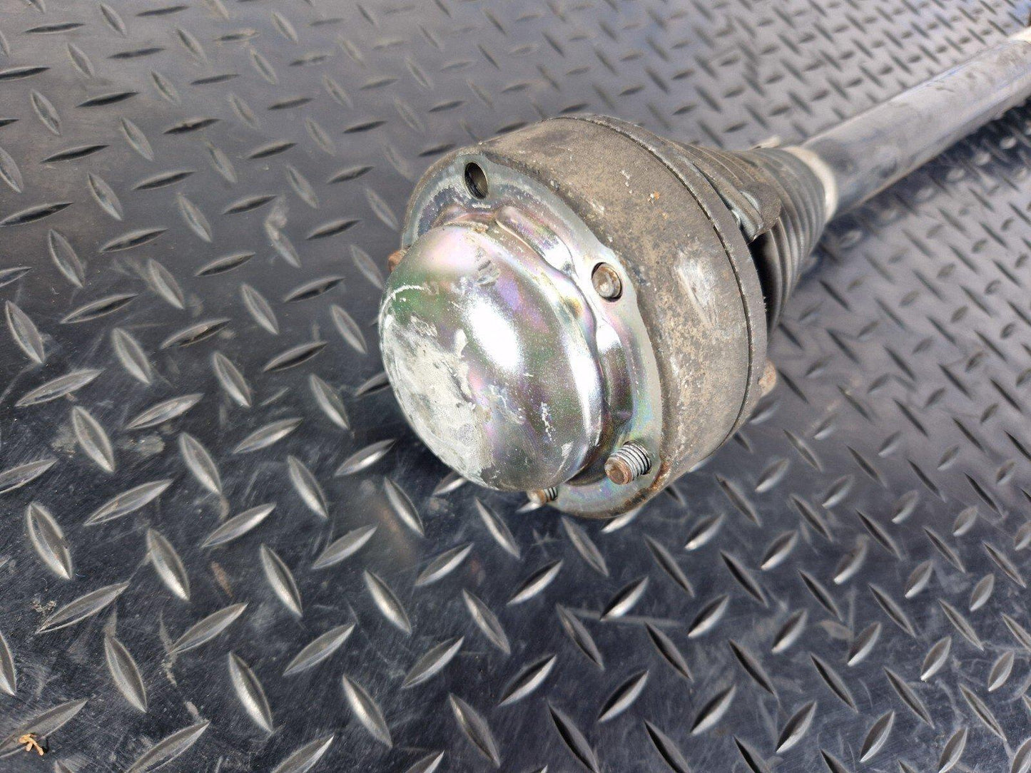 16-19 AUDI A4 B9 S-LINE QUATTRO DRIVESHAFT REAR SIDE 8W0501203D