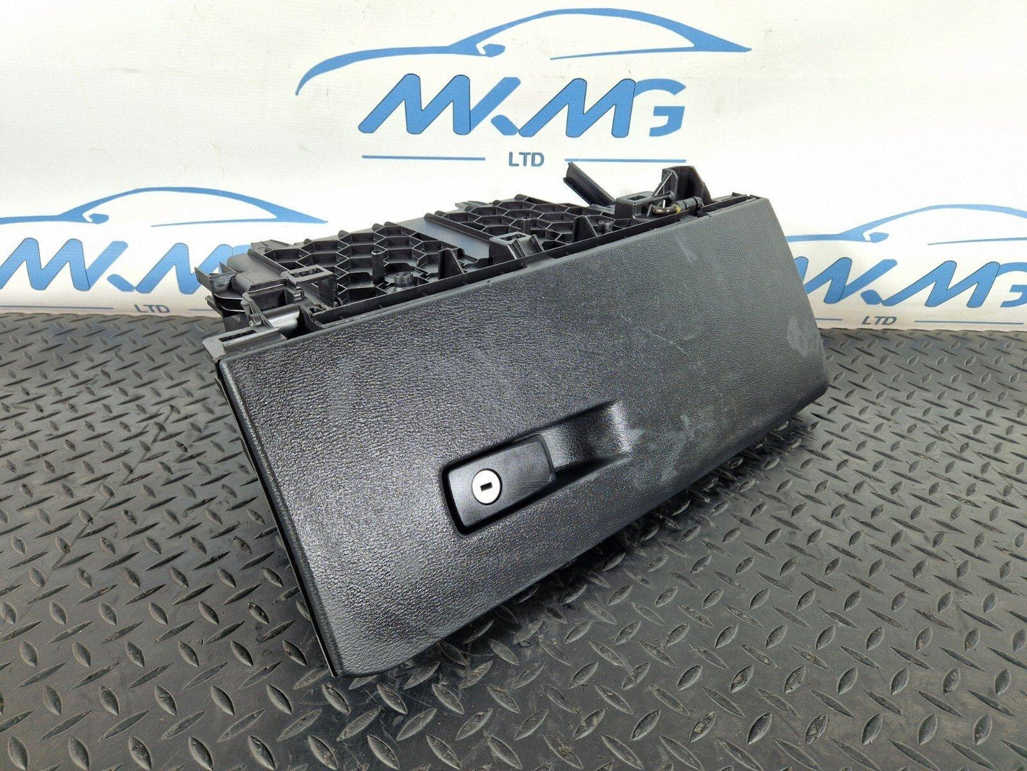 16-22 BMW X1 F48 GENUINE OEM COMPLETE GLOVE BOX COMPARTMENT 6969840