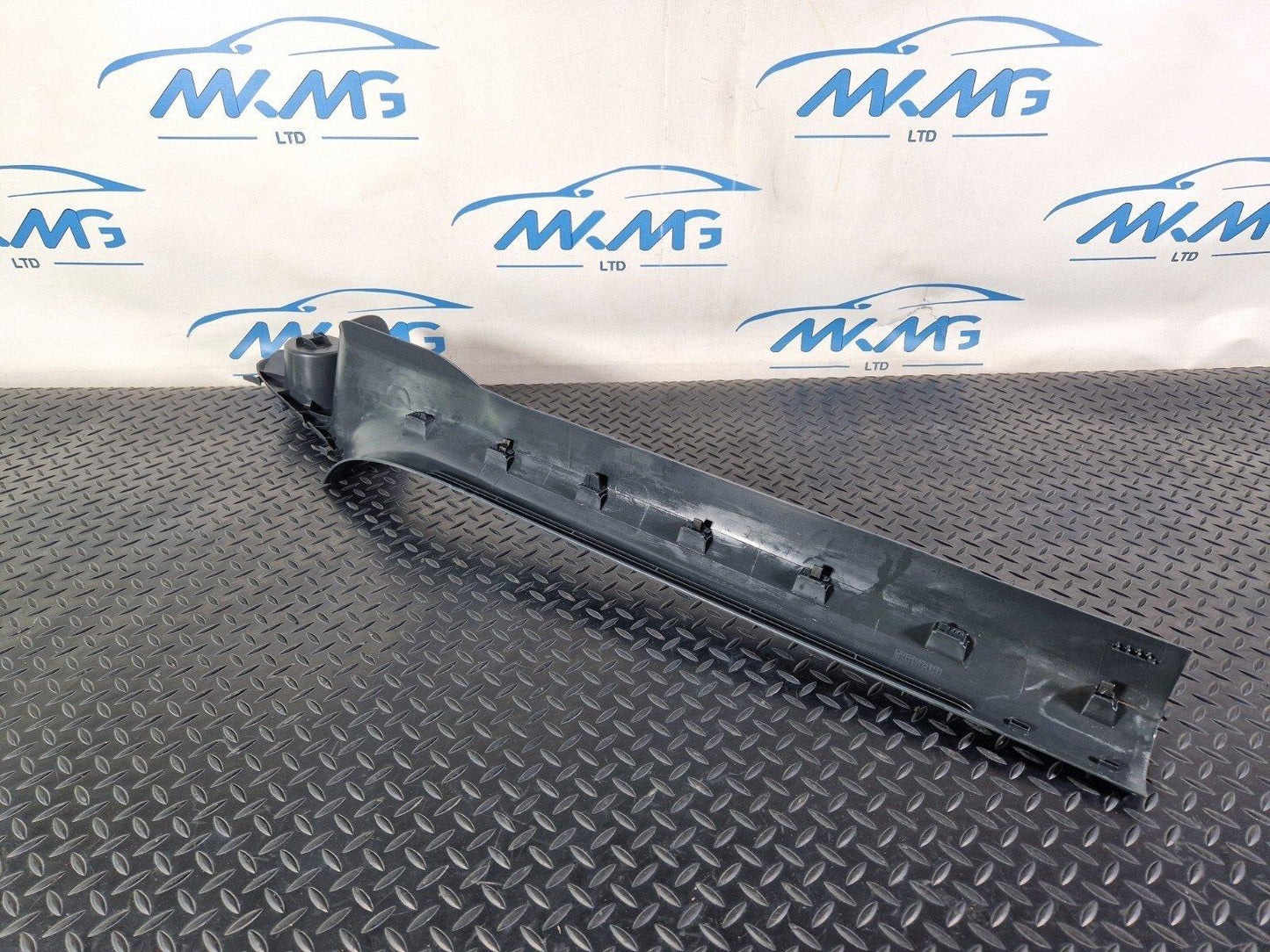 16-24 AUDI A5 F5 COUPE FRONT LEFT N/S STEP TRIM COVER 8W6853905