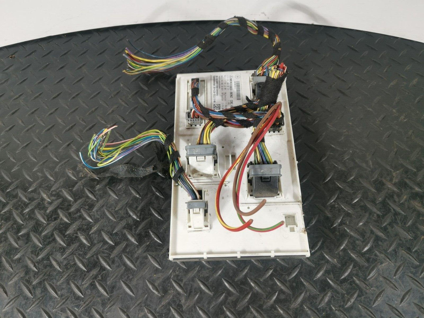 12-18 MERCEDES A B CLA-W176 W246 C117 GENUINE BCM CONTROL MONULE A2469009012