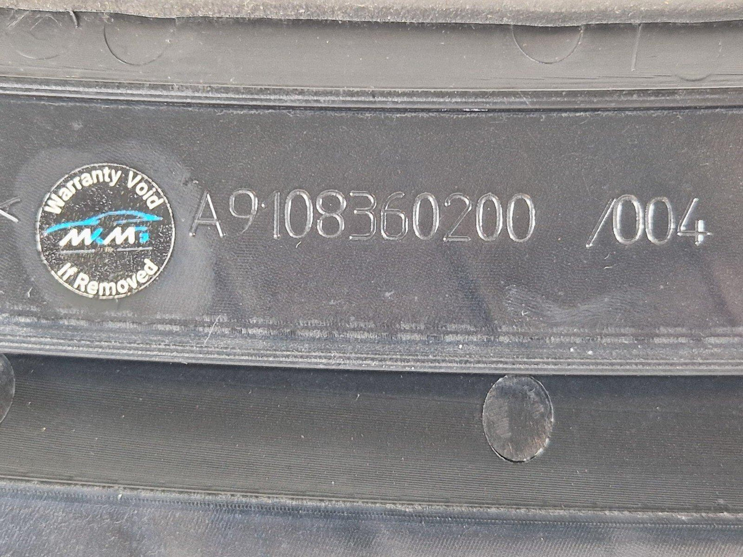 18-ON MERCEDES BENZ SPRINTER W907 EXTERIOR TRIM A9108360200