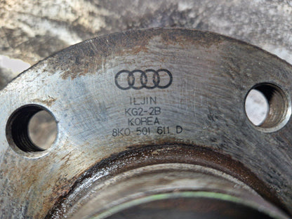 16-19 AUDI A4 B9 O/S/R REAR RIGHT WHEEL HUB & BEARING 8W0505436T 8K0501611D