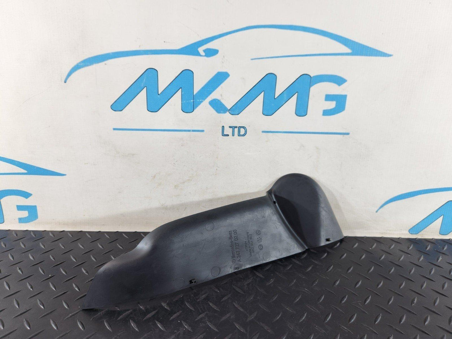 19-ON MERCEDES BENZ B CLASS W247 FRONT RIGHT DOOR POCKET INSERT A2477270200