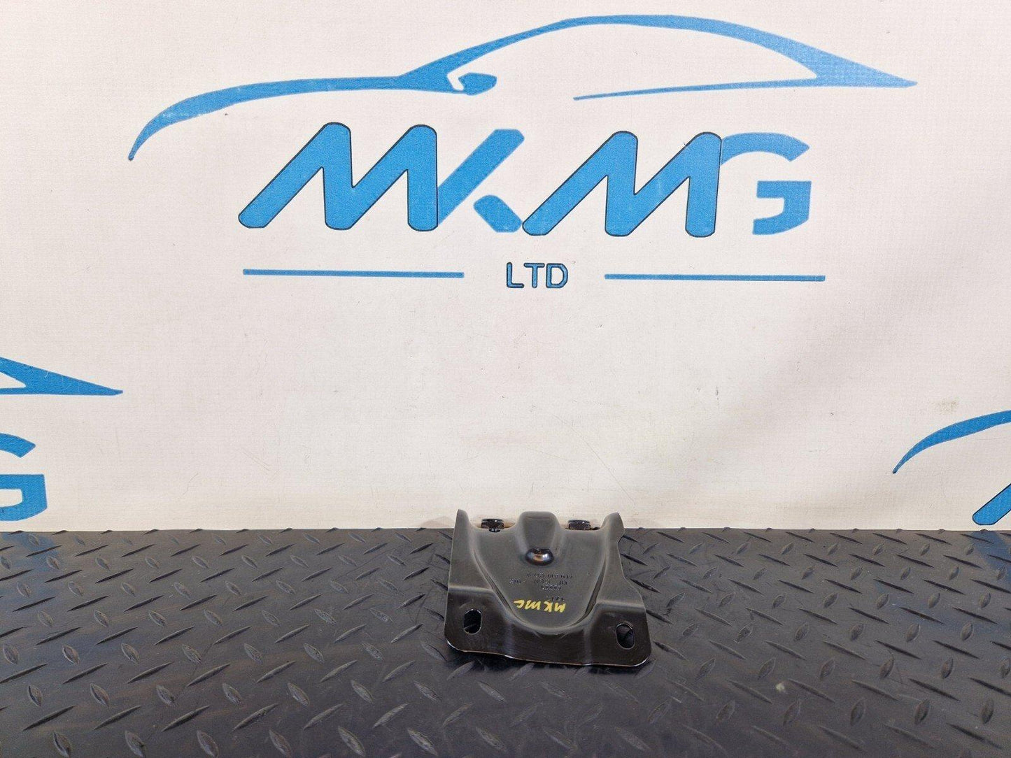 10-15 AUDI Q7 4L LEFT N/S ROOF PANEL CONNECTING PLATE BRACKET MOUNT 4L0810497D