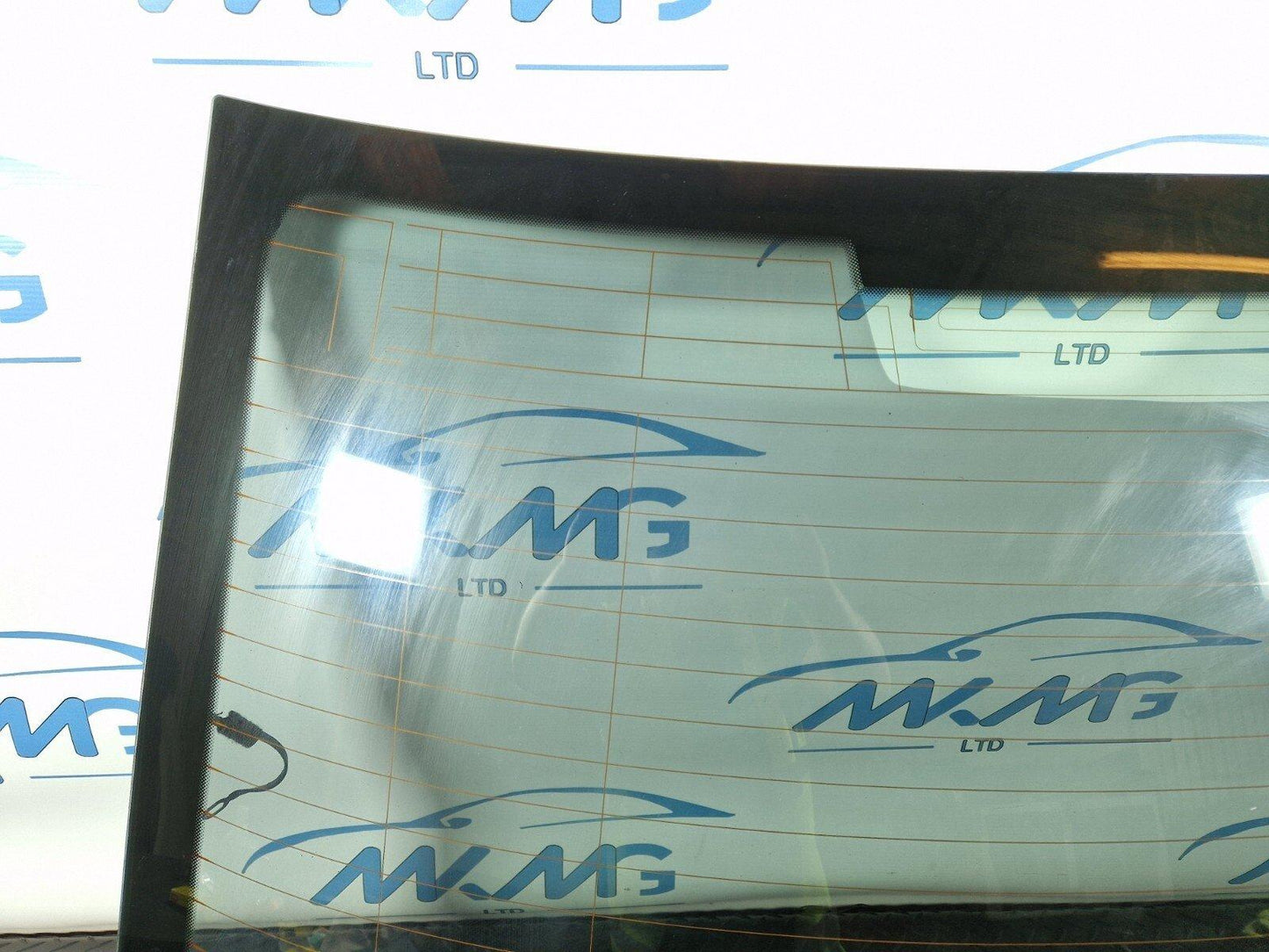 16-19 AUDI A4 B9 GENUINE OEM REAR WINDSHIELD WINDSCREEN WINDOW GLASS 8W5845501
