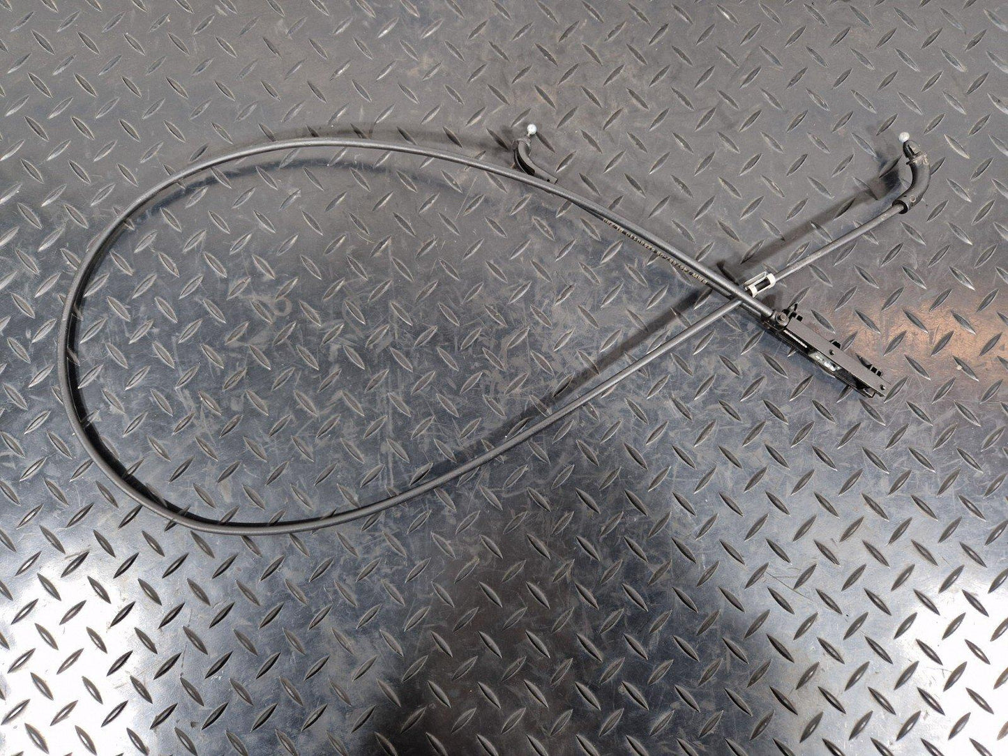 BMW 1 SERIES F40 2 F44 GRAN COUPE BONNET BOWDEN CABLE 7467657