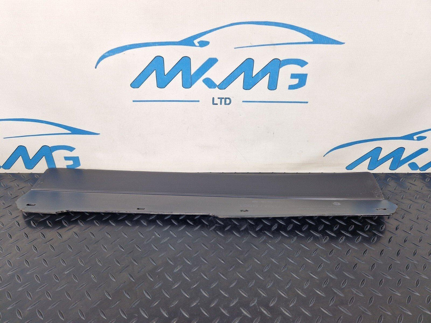 18-ON MERCEDES BENZ SPRINTER W907 OEM RADIATOR TOP COVER SLAM PANEL A9075050000