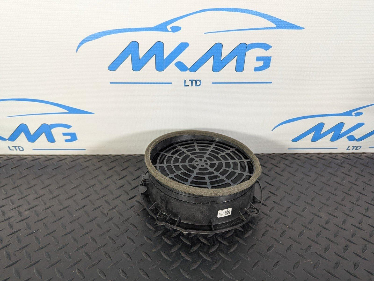 10-17 AUDI A8 4H  LEFT OR RIGHT FRONT DOOR SPEAKER 4H0035415