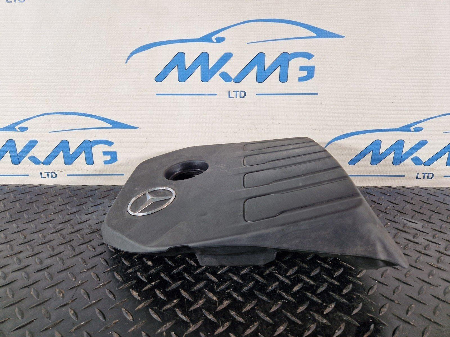 19-ON MERCEDES BENZ A B CLA W247 W177 1.3 PETROL ENGINE COVER 15551450