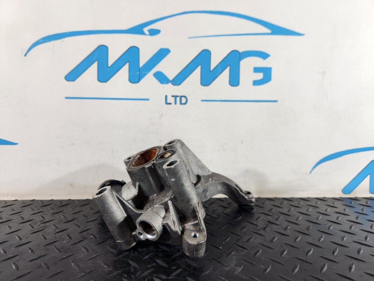 16-20 AUDI Q7 4M GENUINE AIR CON COMPRESSOR BRACKET 059121071DE 059145169