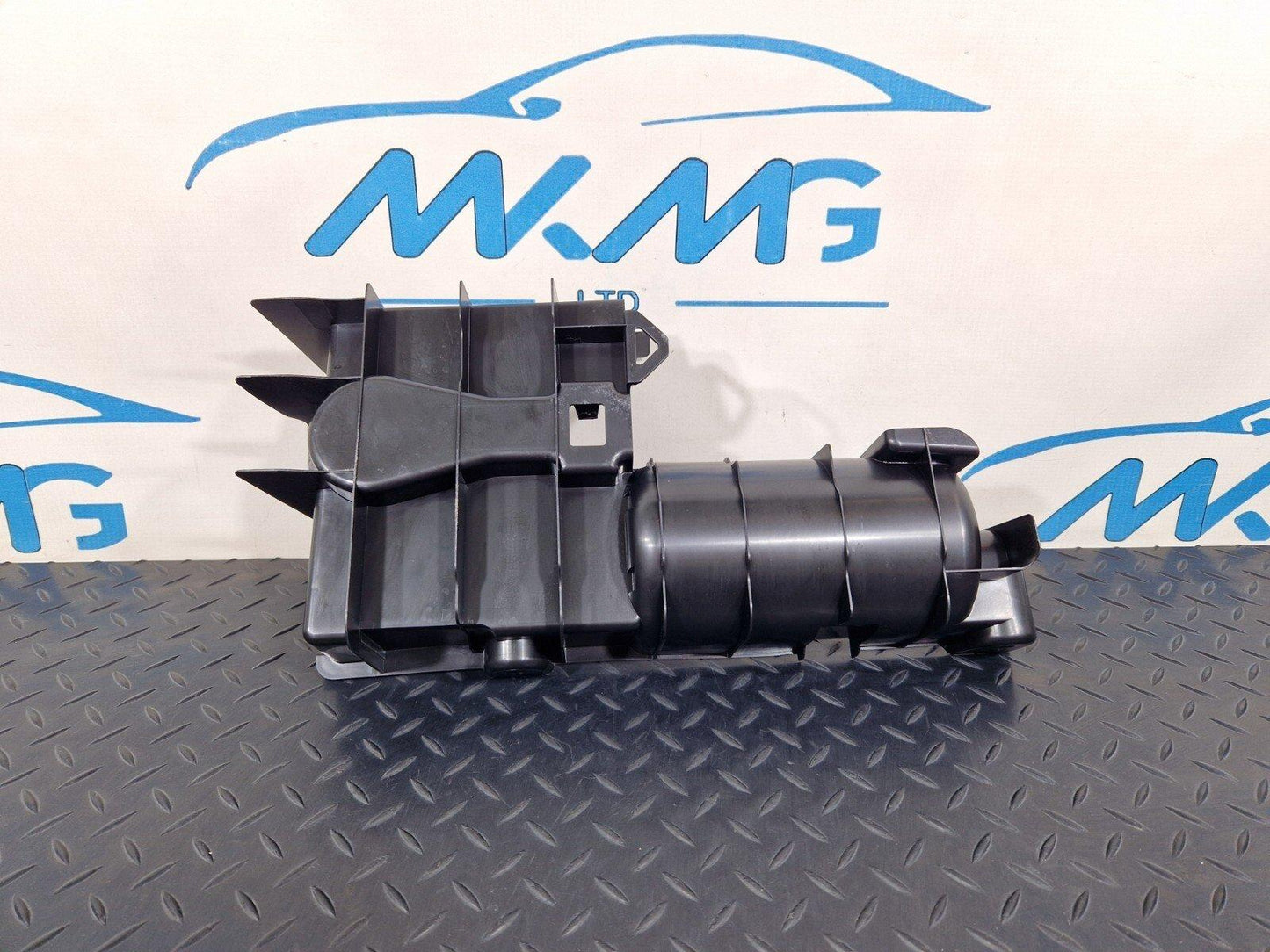 14-21 MERCEDES BENZ C200d W205 GENUINE TRUNK BOOT TOOL STORAGE TRAY A2058990014