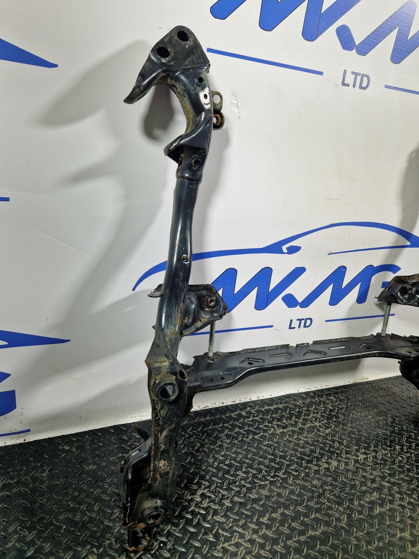 Audi A6 Allroad C7 Rear Sunframe 4G0505235AD 4H0399138 4H0399135