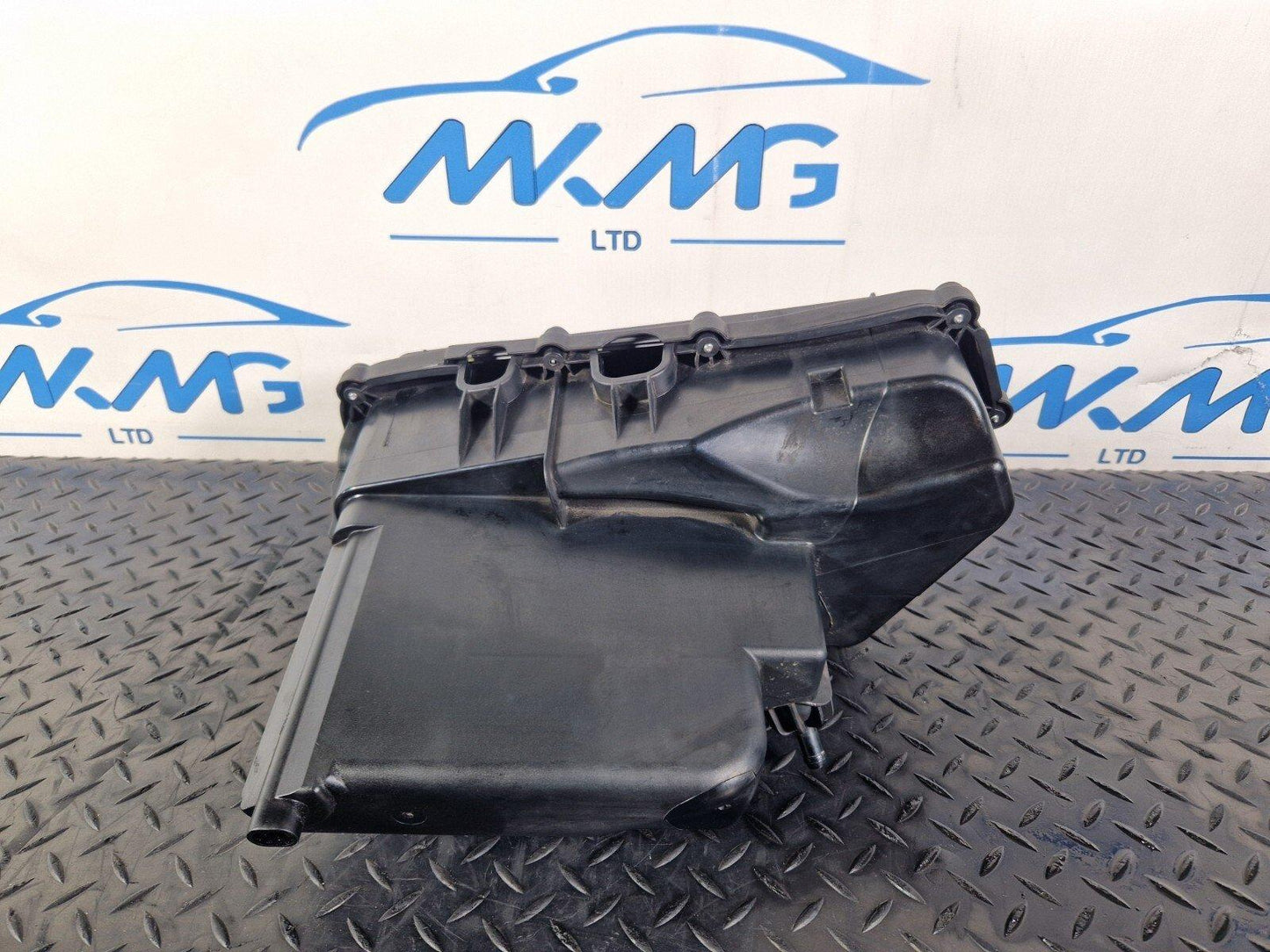 12-18 BMW 4 SERIES F36 M-SPORT ECU COMPUTER BOX HOUSING COVER PROTECTION 8509916