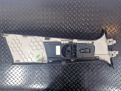 14-21 MERCEDES BENZ W205 GENUINE B-PILLAR LEFT SIDE SEAT BELT TRIM A2056900126