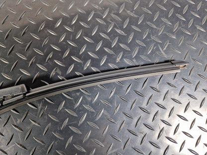 16-23 AUDI A5 F5 SPORTBACK FRONT LEFT PASSENGER SIDE WIPER ARM & BLADE 8W2955407