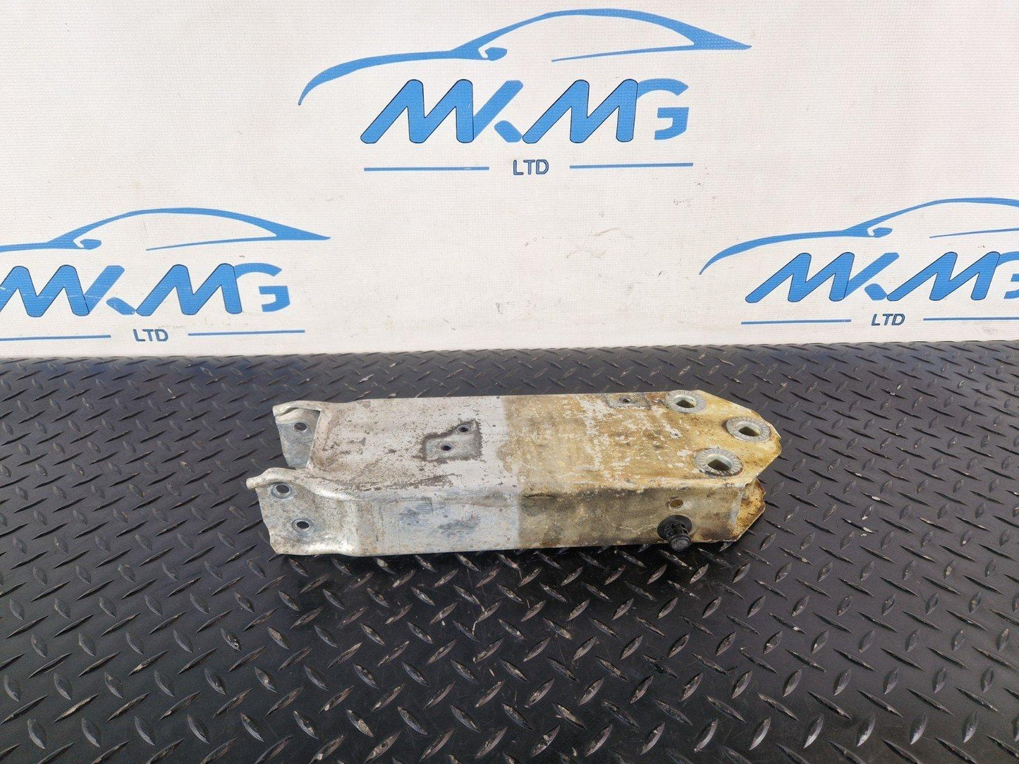 BMW X1 F48 GENUINE FRONT RIGHT DRIVER O/S DEFORMATION ELEMENT 7406386
