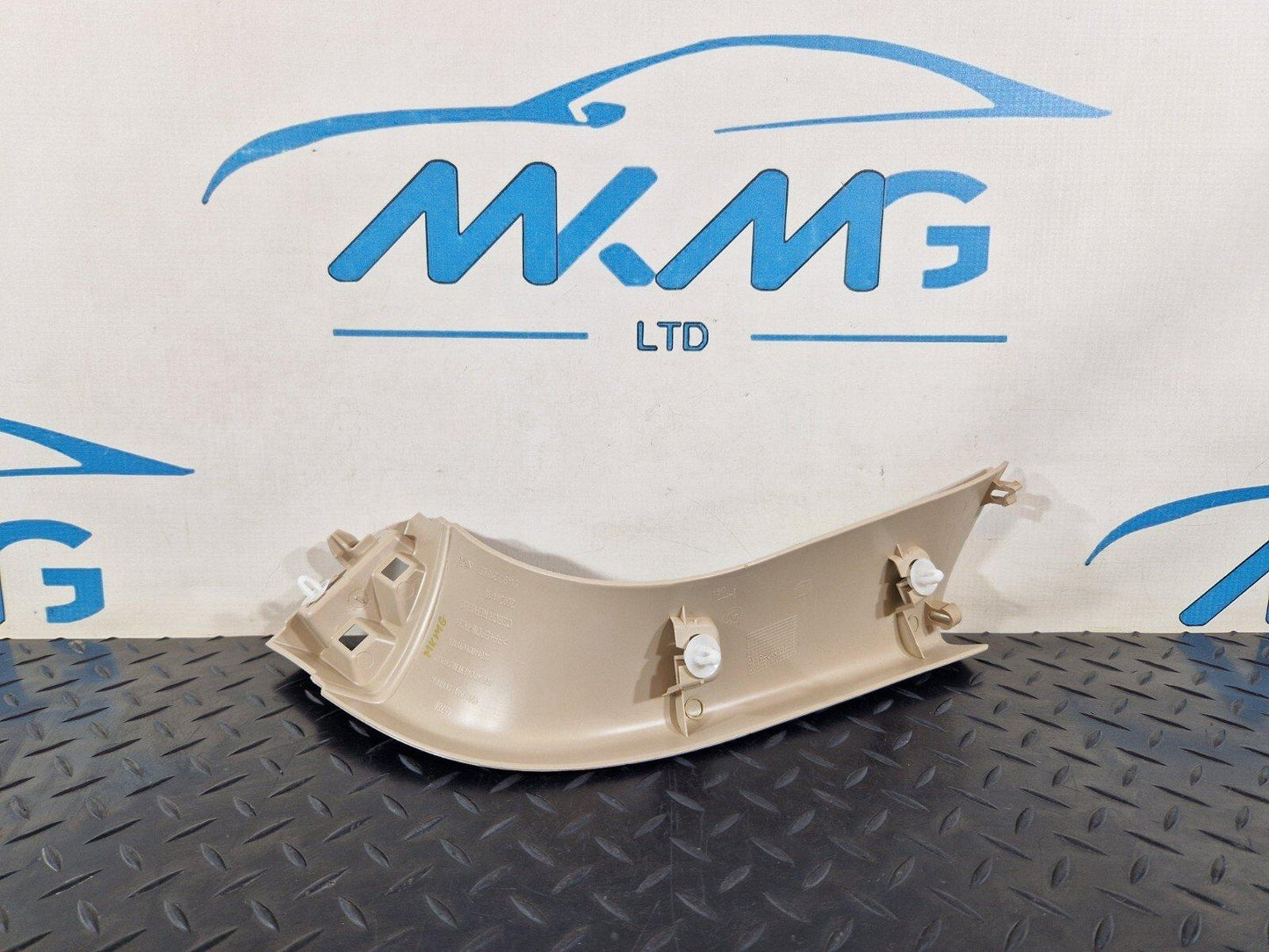 14-21 BMW 2 SERIES 218d GRAN TOURER F46 TAILGATE LEFT SIDE TRIM PANEL 7318937