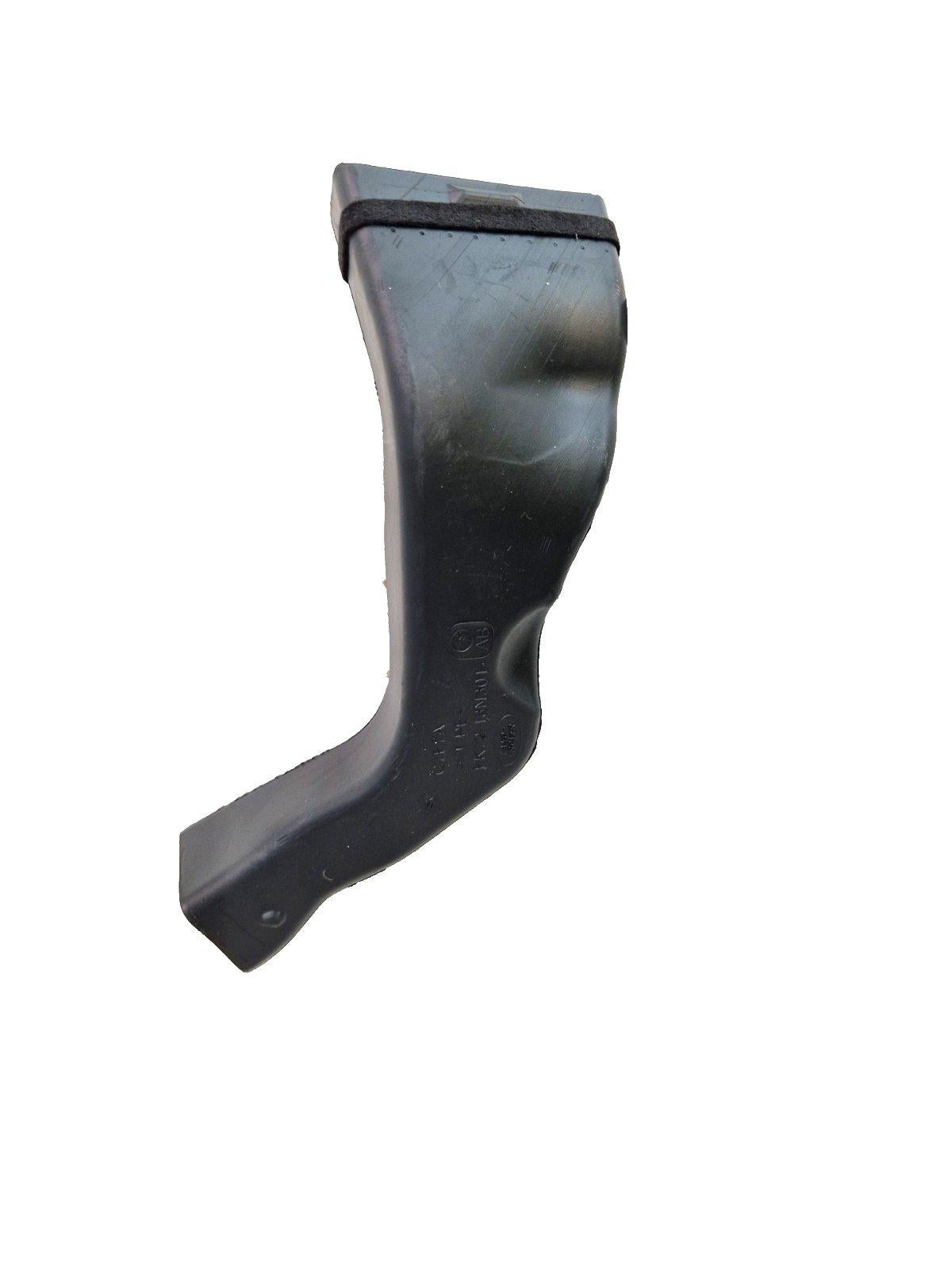 14-19 LAND ROVER L550 HEATER AIR DUCT FK7218N301