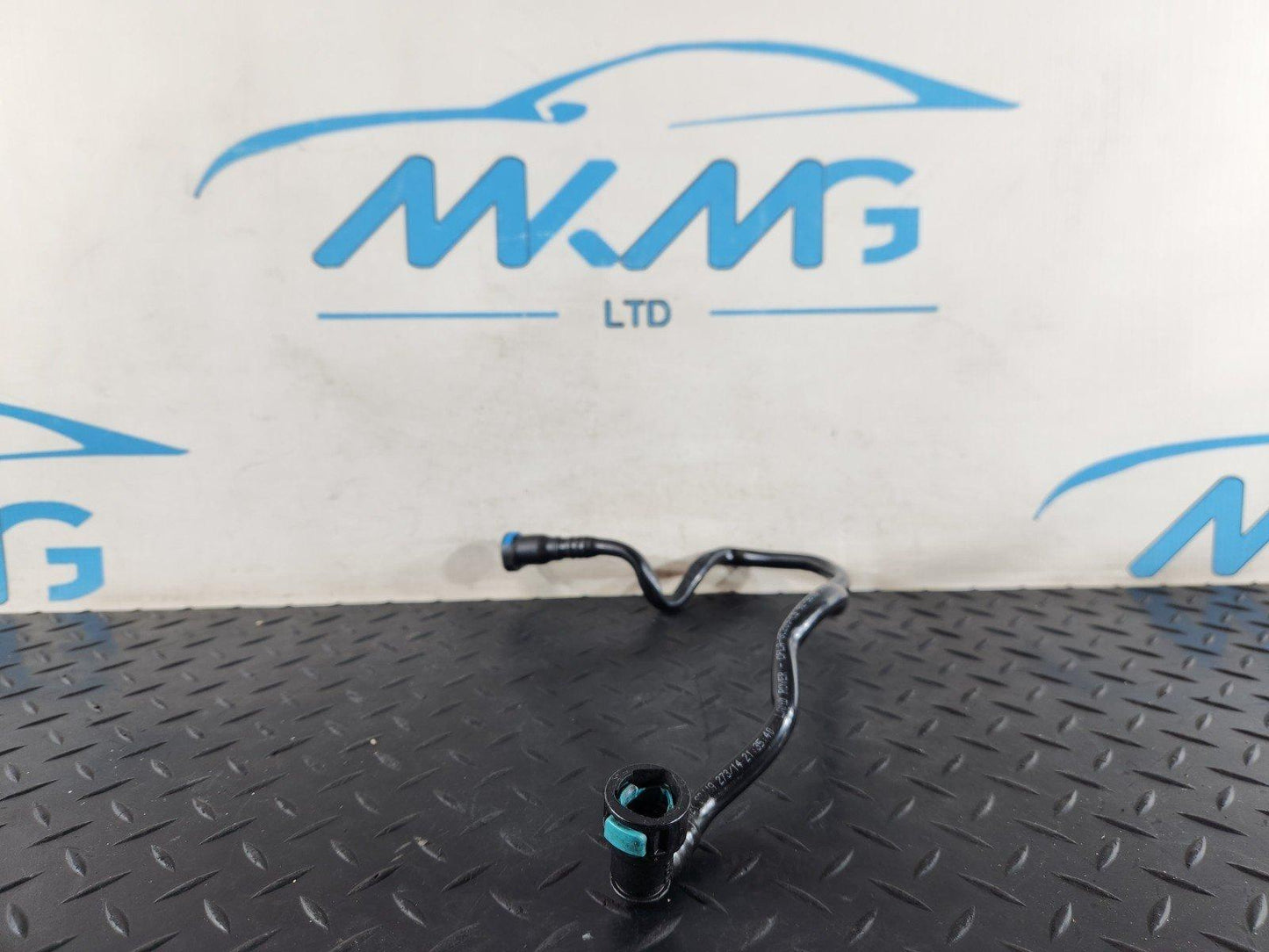 13-23 RANGE ROVER SPORT L494 WATER COOLANT PIPE CPLA-8C289-CB