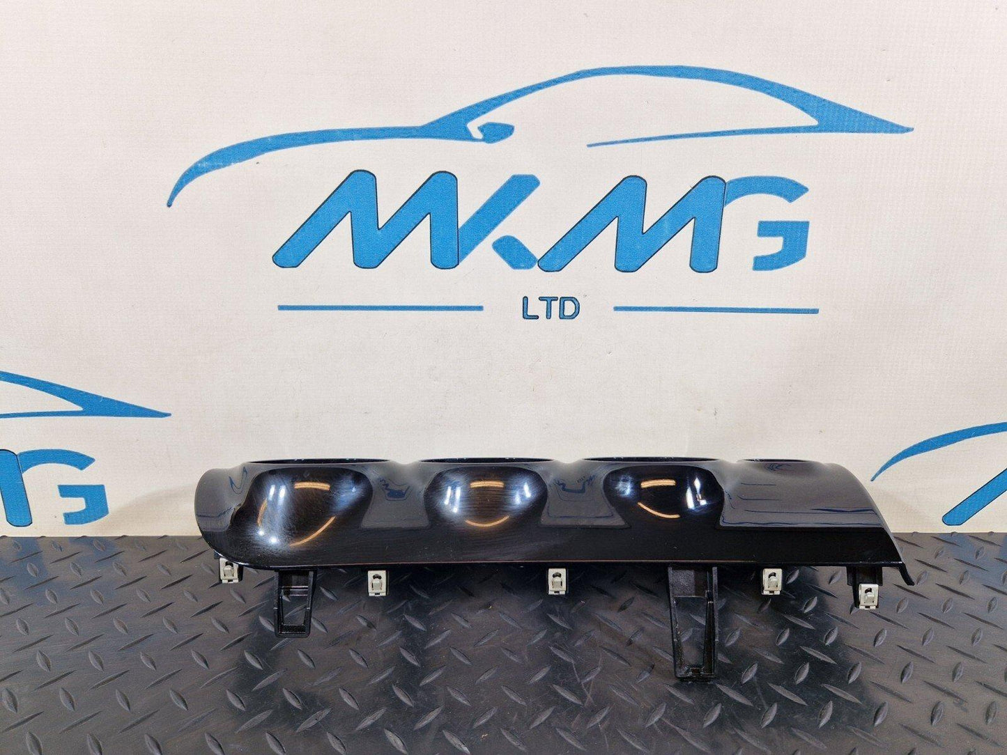 18-ON MERCEDES BENZ A CLASS W177 DASHBOARD AIR VENT SURROUND TRIM A1776800001