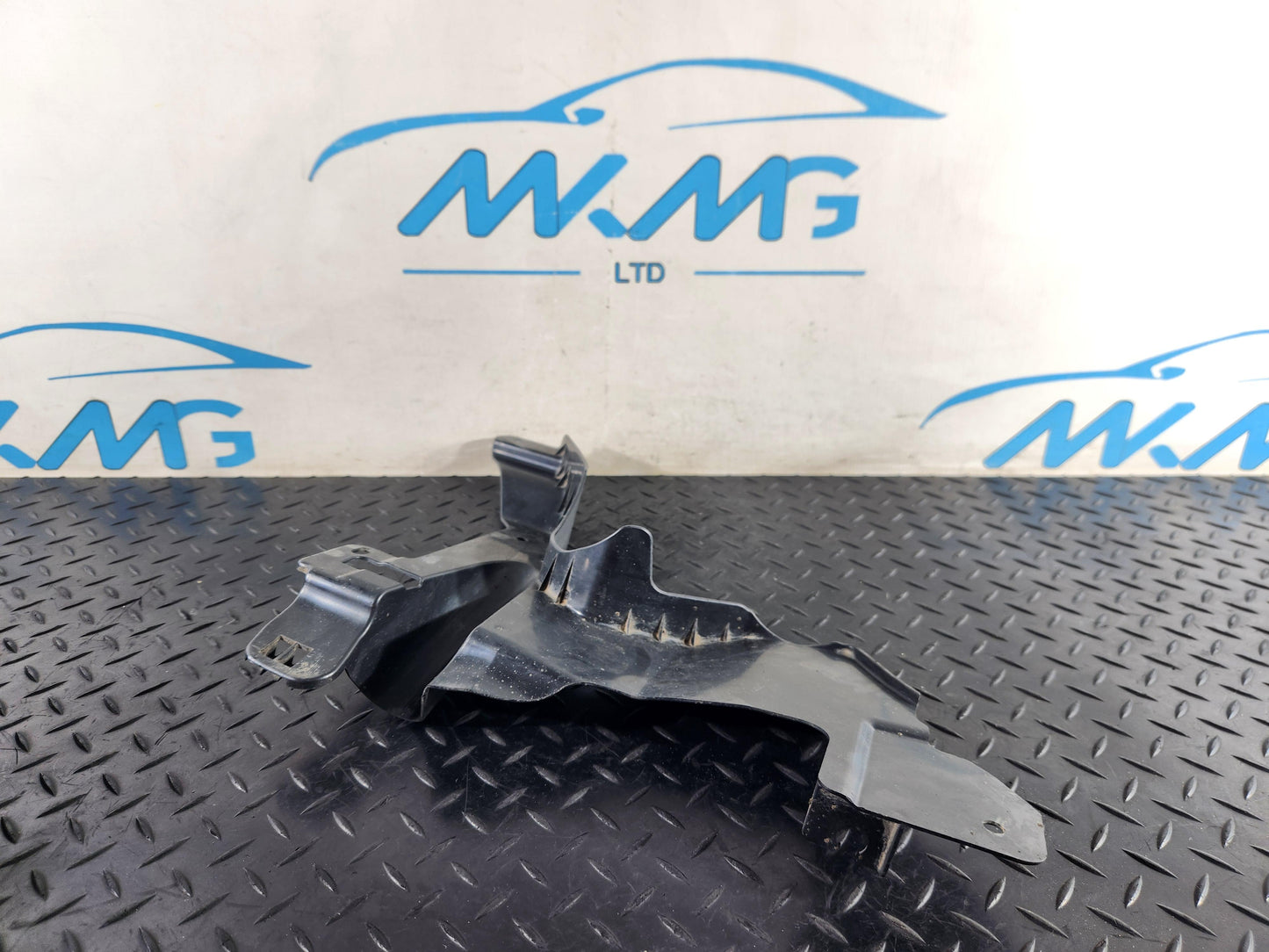 Land Rover Range Rover Evoque Front Left N/S Passenger Fender Trim K8D27F01FBD