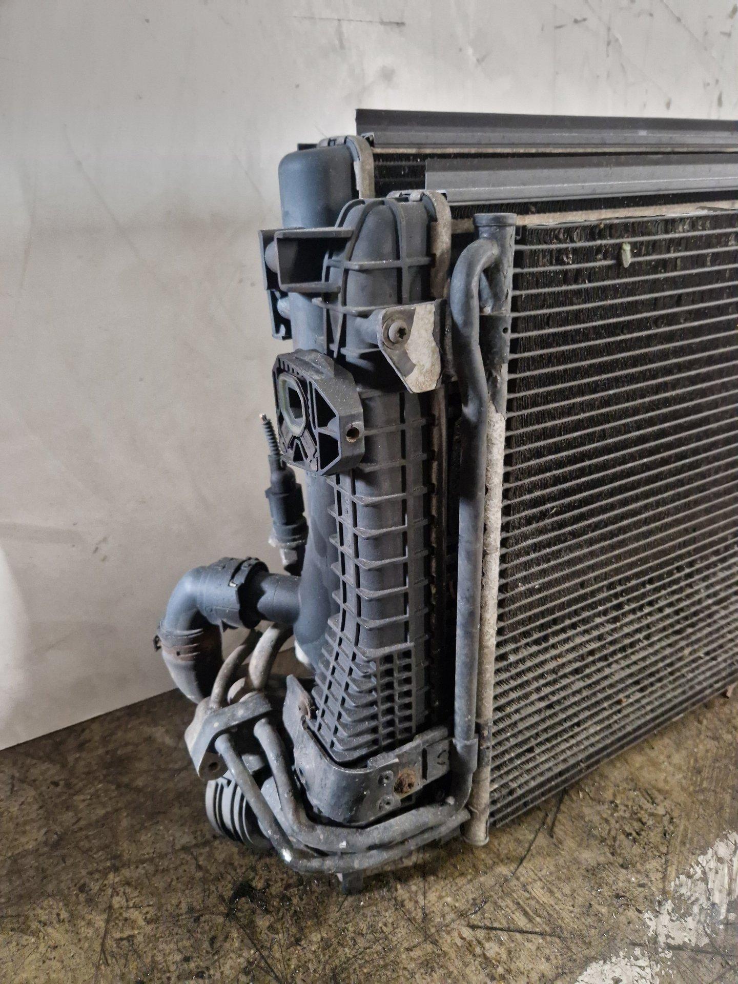 Volkswagen Touran MK1 - 1T MPV 2.0 Diesel Manual Genuine Radiator Rad Pack