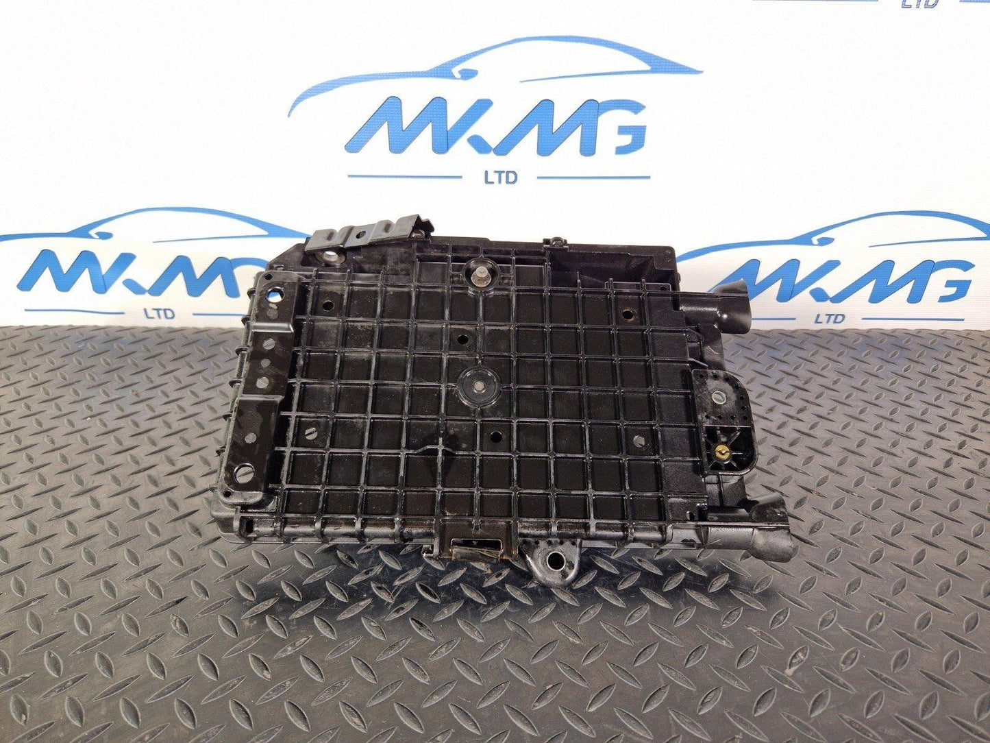 MERCEDES W177 W247 GENUINE BATTERY BOX TRAY TRIM HOUSING COVER A1776204300