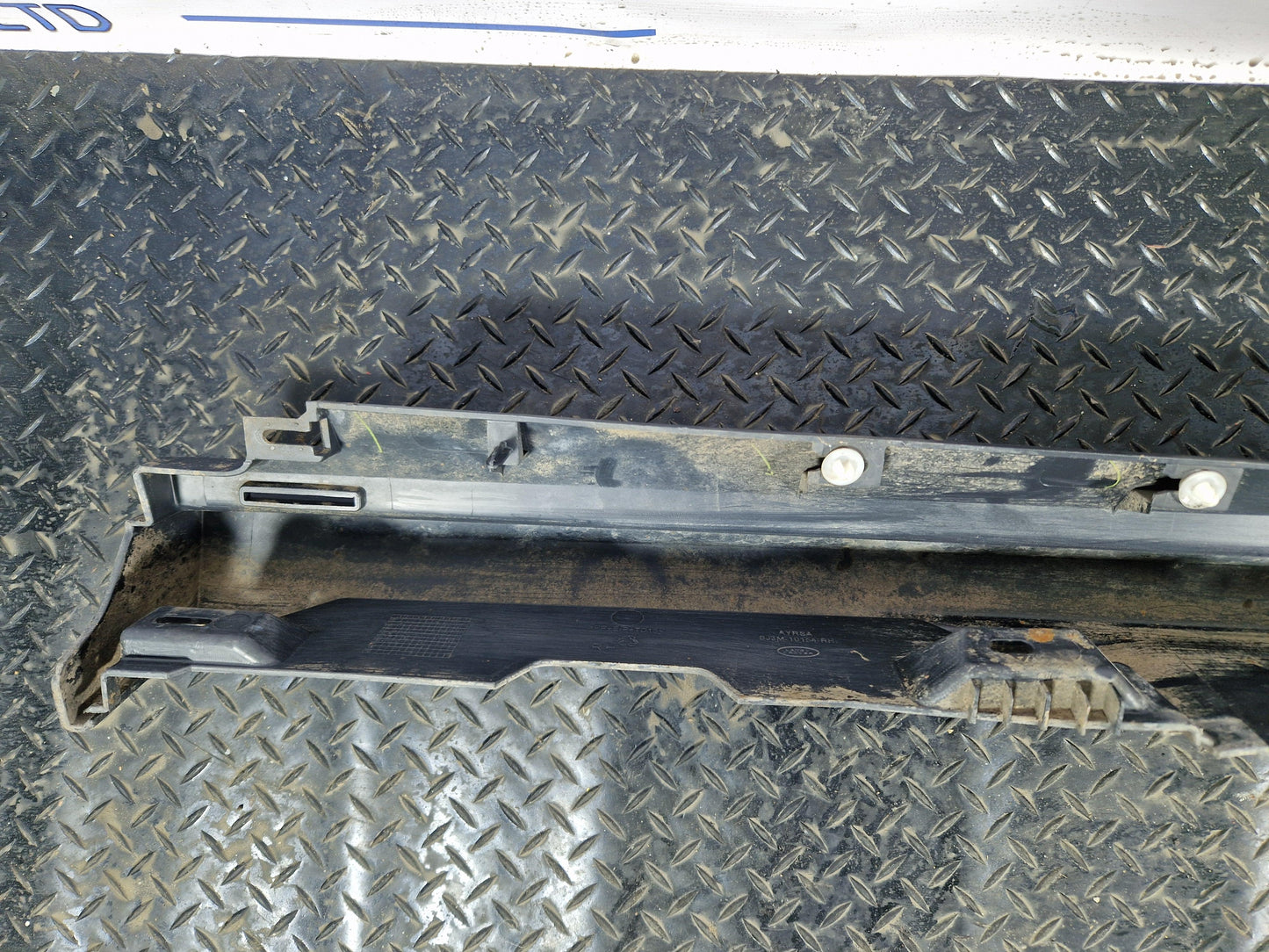 Land Rover Range Rover Evoque L538 DRIVER RIGHT SIDE SKIRT BJ3M10154RH