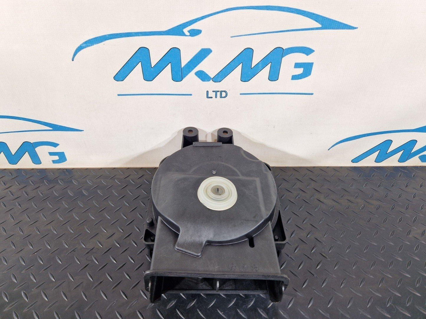 14-21 BMW 2 SERIES 218d GRAN TOURER F46  RIGHT SIDE FLOOR SPEAKER WOOFER 9278066