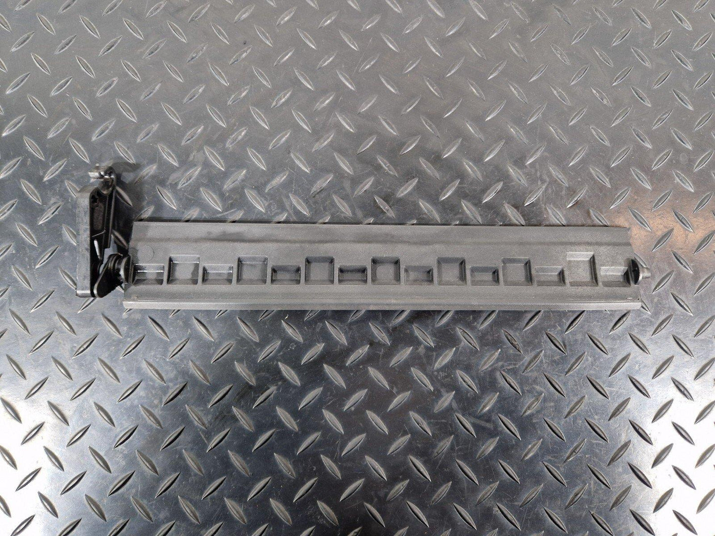 14-21 BMW 2 SERIES GRAN TOURER F45 F46 AIR DUCT SHUTTER GRILL FLAP 2L 8499973