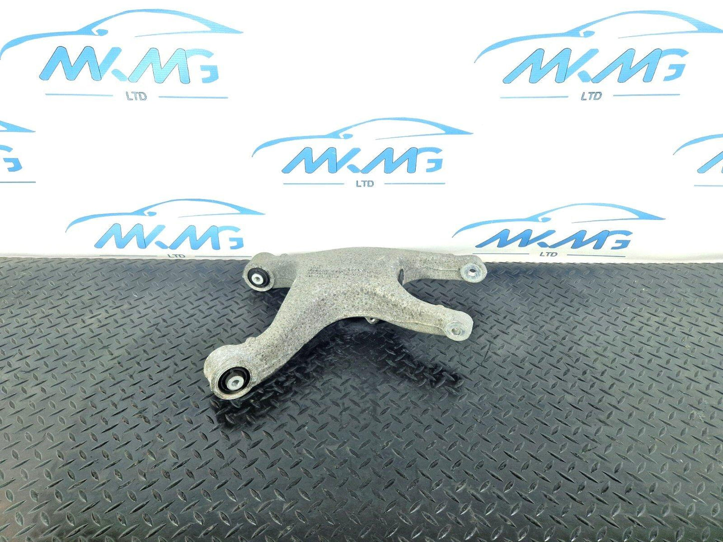 12-18 AUDI A6 C7 GENUINE REAR RIGHT CONTROL ARM 8R0505312F