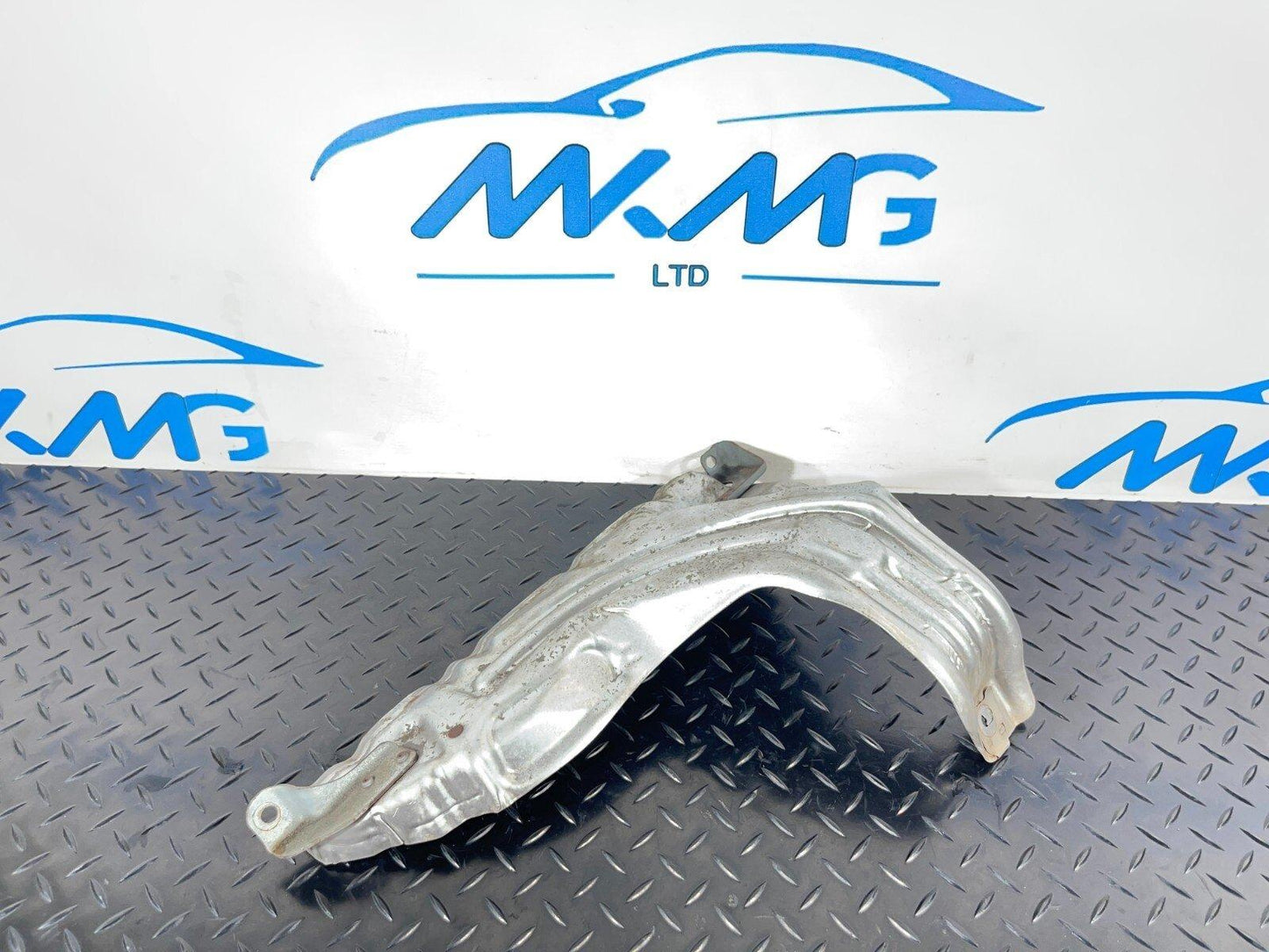 14-21 MERCEDES BENZ C350e W205 EXHAUST HEAT SHIELD COVER A2741421020
