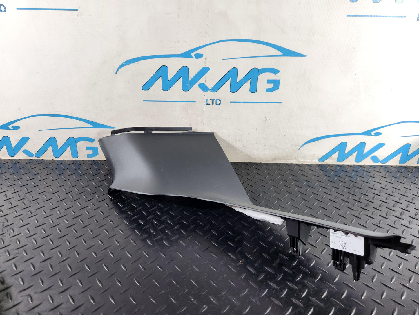Land Rover Range Rover Evoque L551 SUV D-Pillar Upper Trim K8D2-51748-AAW