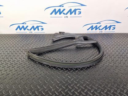 15-18 AUDI A7 4G GENUINE OEM FRONT LEFT  N/S UPPER DOOR RUBBER SEAL 4G8845353J
