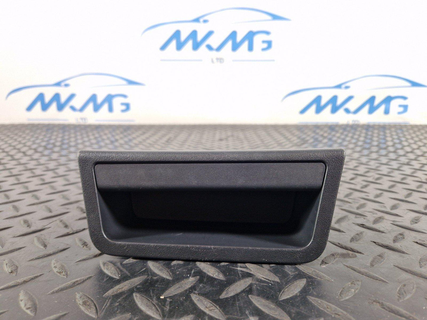 19-ON RANGE ROVER EVOQUE L551 GENUINE FRONT RIGHT DOOR TRIM K8D2434A42