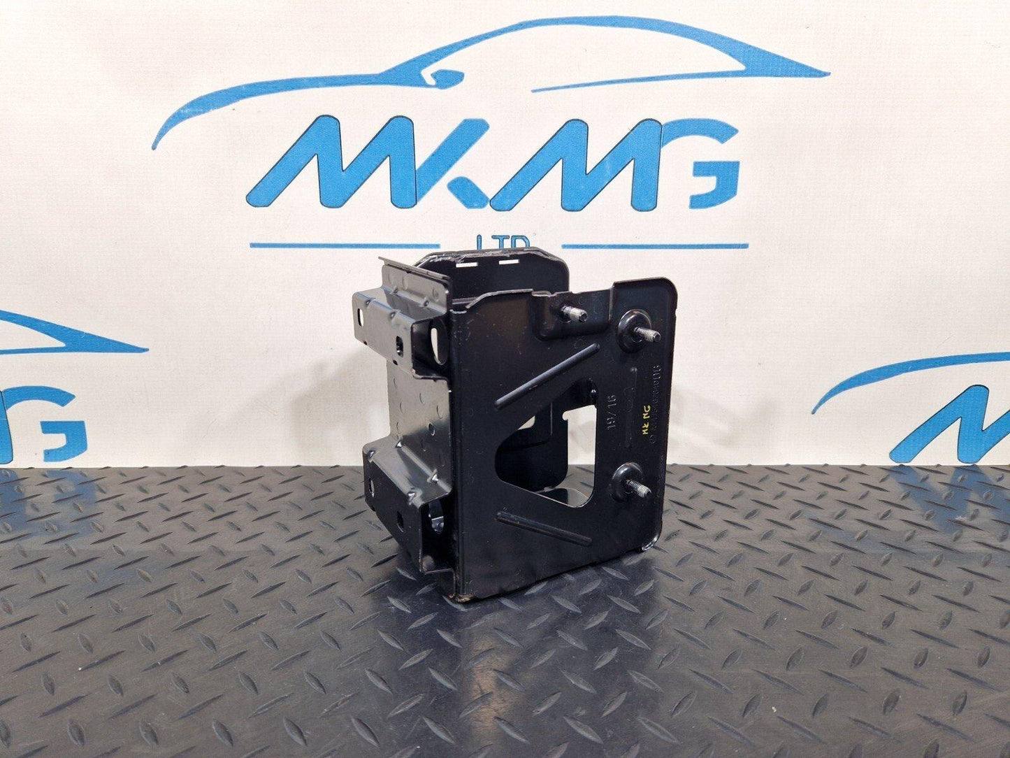 14-23 MERCEDES BENZ VITO W447 GENUINE BATTERY TRAY HOLDER BRACKET A4475402640