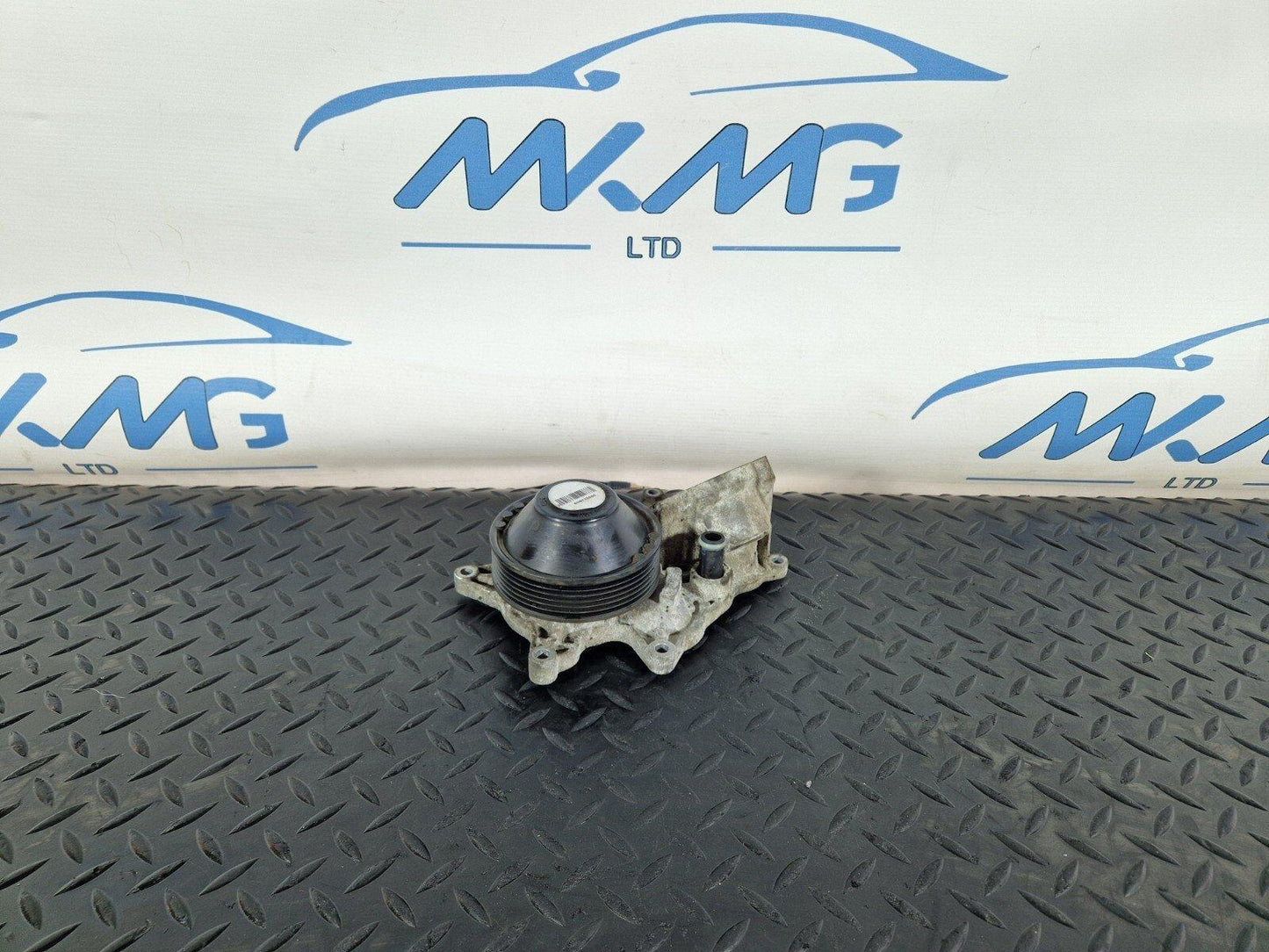 12-18 BMW 3 SERIES F30 LCI GENUINE OEM N57 ENGINE WATER PUMP 8507326