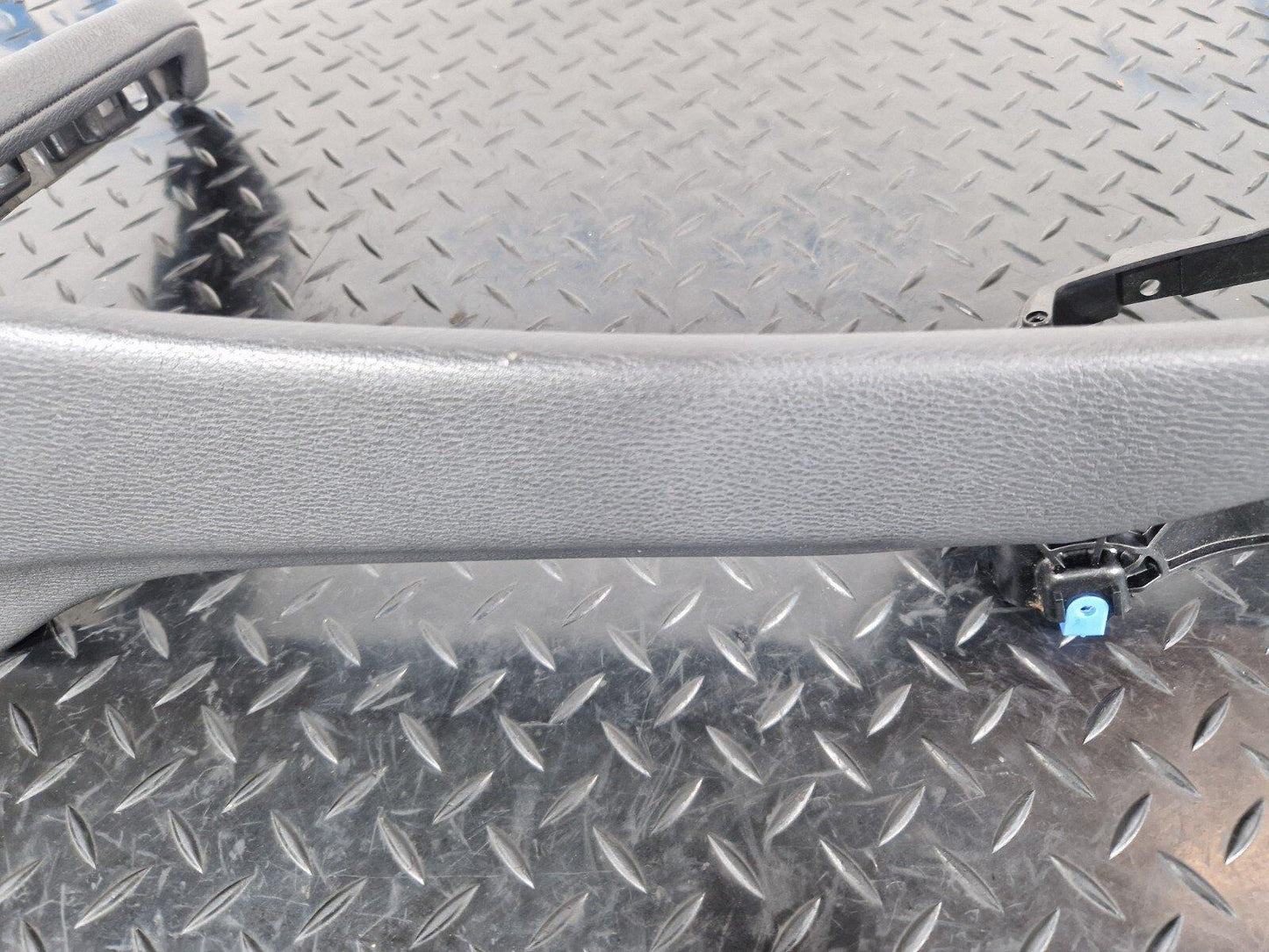 16-22 BMW X1 F48 CENTER CONSOLE PANEL TRIM 9335211