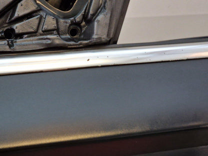 12-18 AUDI A6 C7 GENUINE FRONT LEFT N/S COMPLETE DOOR BLACK (NEEDS REPAINTING)