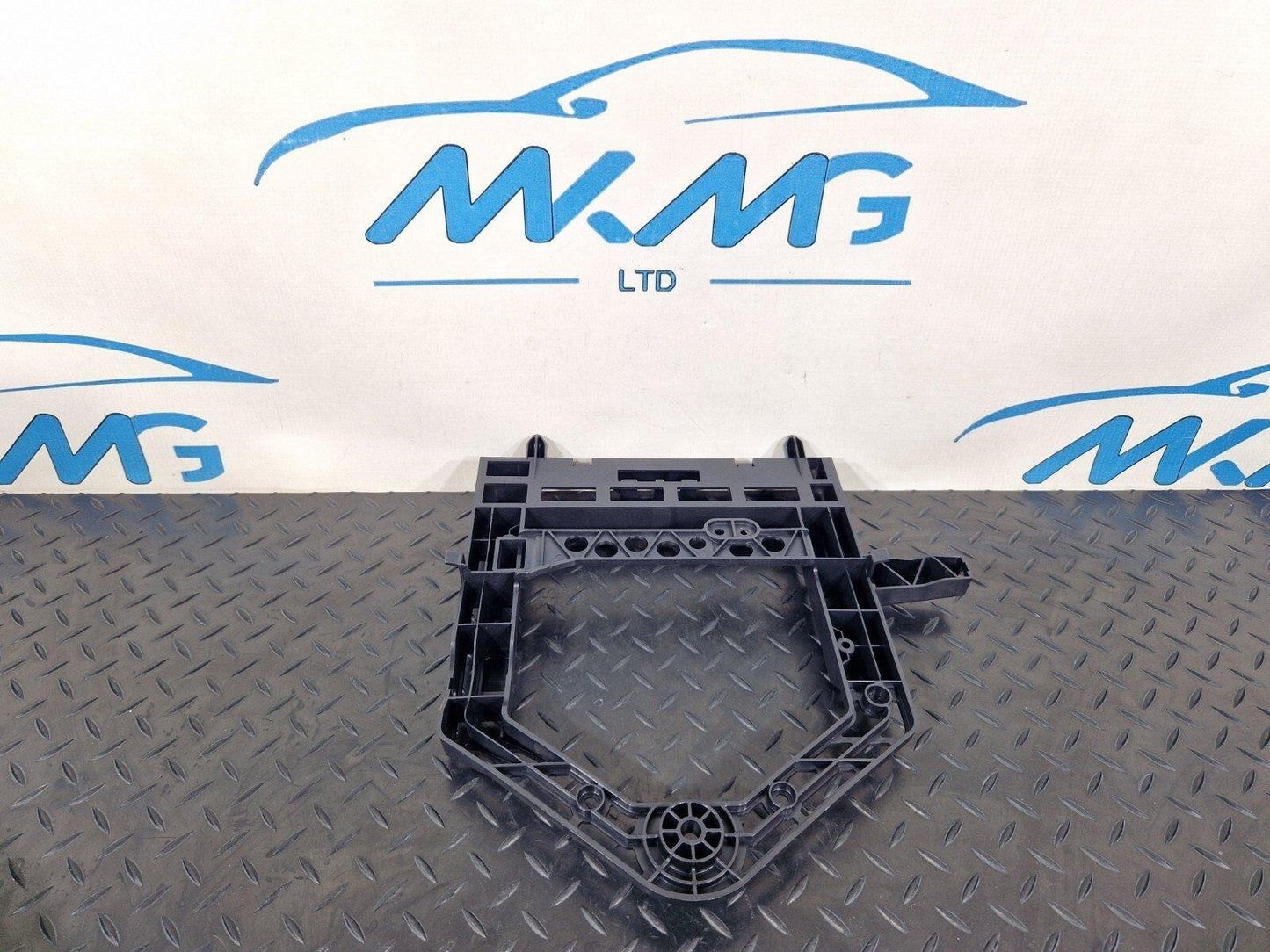 14-21 MERCEDES BENZ C200 W205 OEM REAR CONTROL MODULE BRACKET MOUNT A2055456000