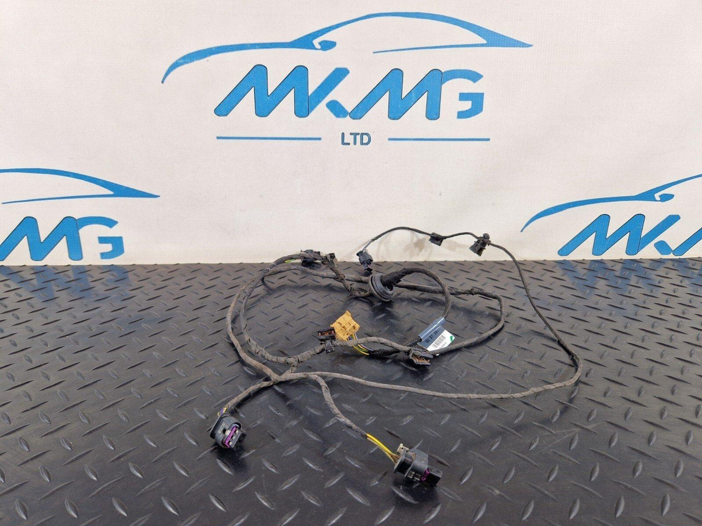 16-19 AUDI A4 B9 GENUINE REAR BUMPER PARKING SENSOR PDC WIRING LOOM 8W0971104A