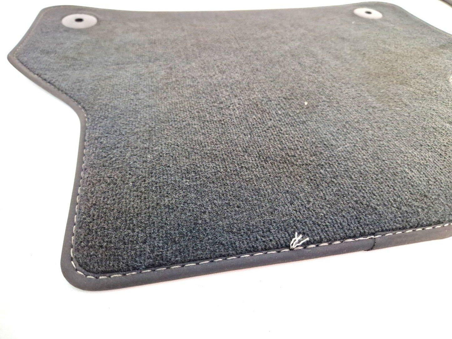 16-19 AUDI A4 B9 SALOON GENUINE REAR FLOOR MATT CARPET SET X2