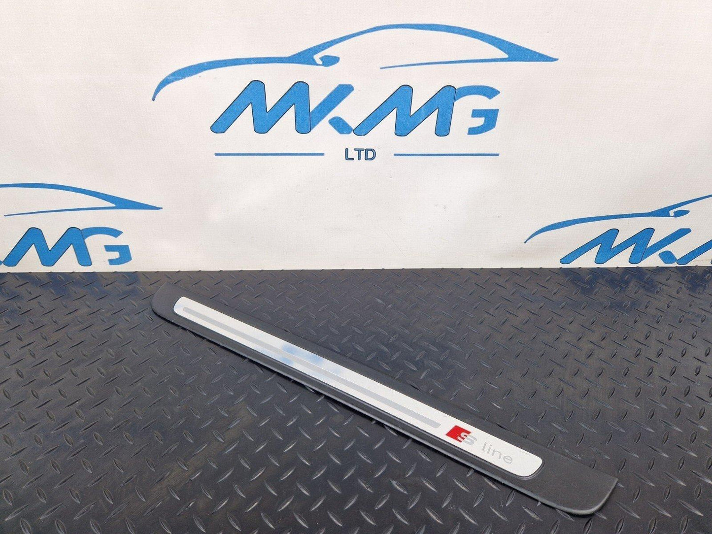 10-18 AUDI A7 4G S-LINE DOOR SILL COVER TRIM FRONT LEFT PASSENGER SIDE 4G8853373