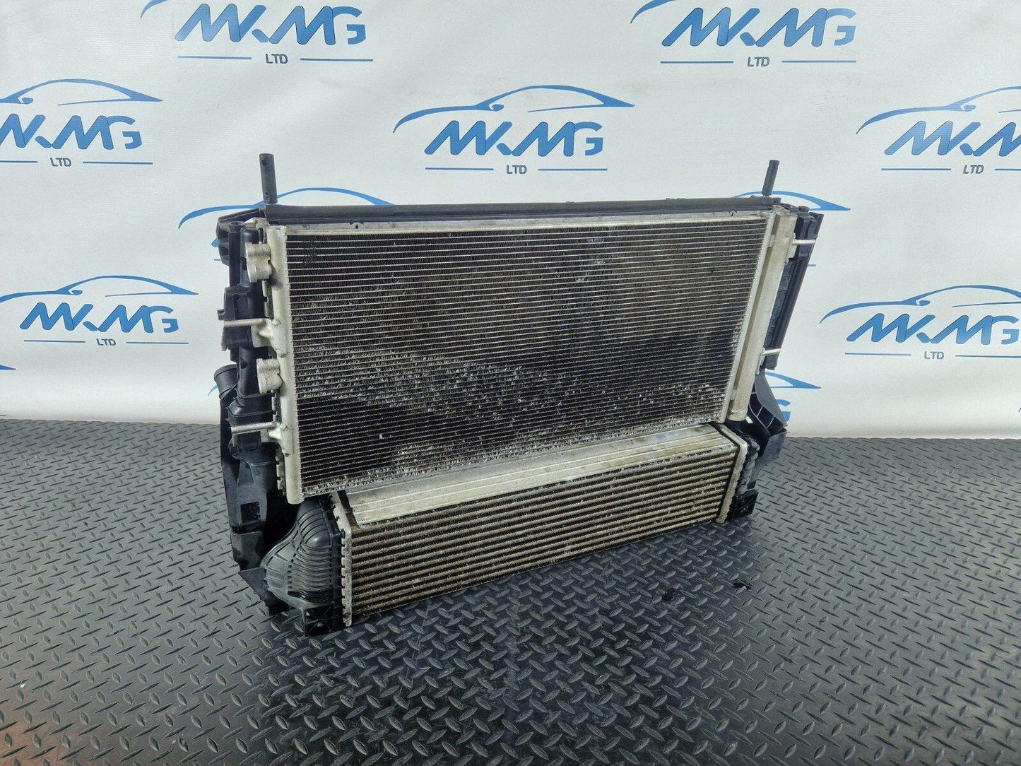 14-21 BMW 2 SERIES F45 F46 218D GENUINE COOLANT RADIATOR & FAN 7617630 7617608