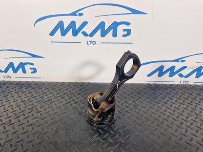 14-21 MERCEDES BENZ C300h W205 COMPLETE PISTON WITH CON ROD 65100
