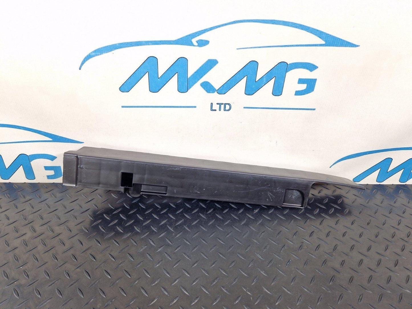 14-21 MERCEDES BENZ W205 OEM BOOT TRUNK LEFT COVER BRACKET TRIM A2056840126