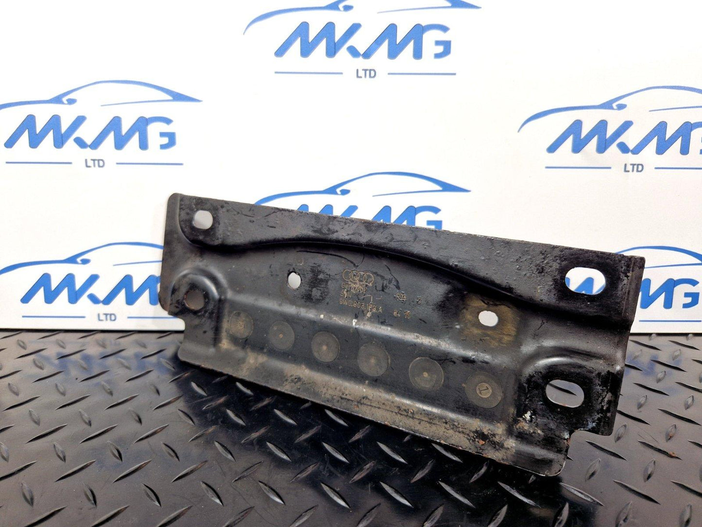 16-19 AUDI A4 B9 S-LINE QUATTRO MUFFLER MOUNT BRACKET PLATE 8W0803183A