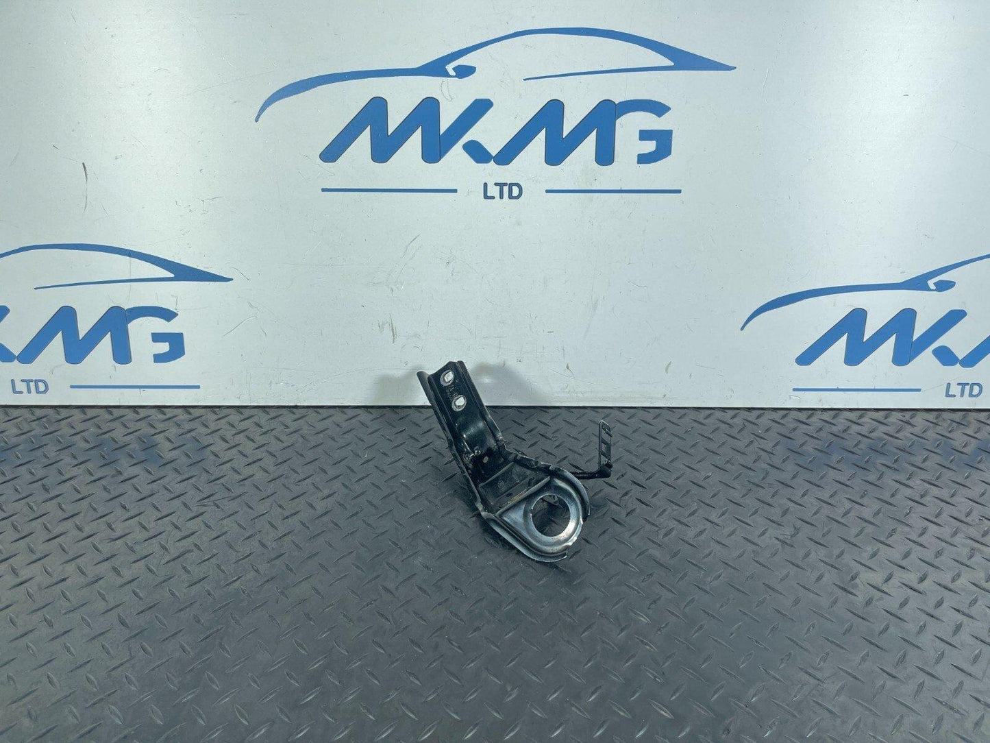 16-22 BMW X1 F48 GENUINE FRONT RIGHT DRIVER SIDE BONNET STRUT BRACKET 7355992