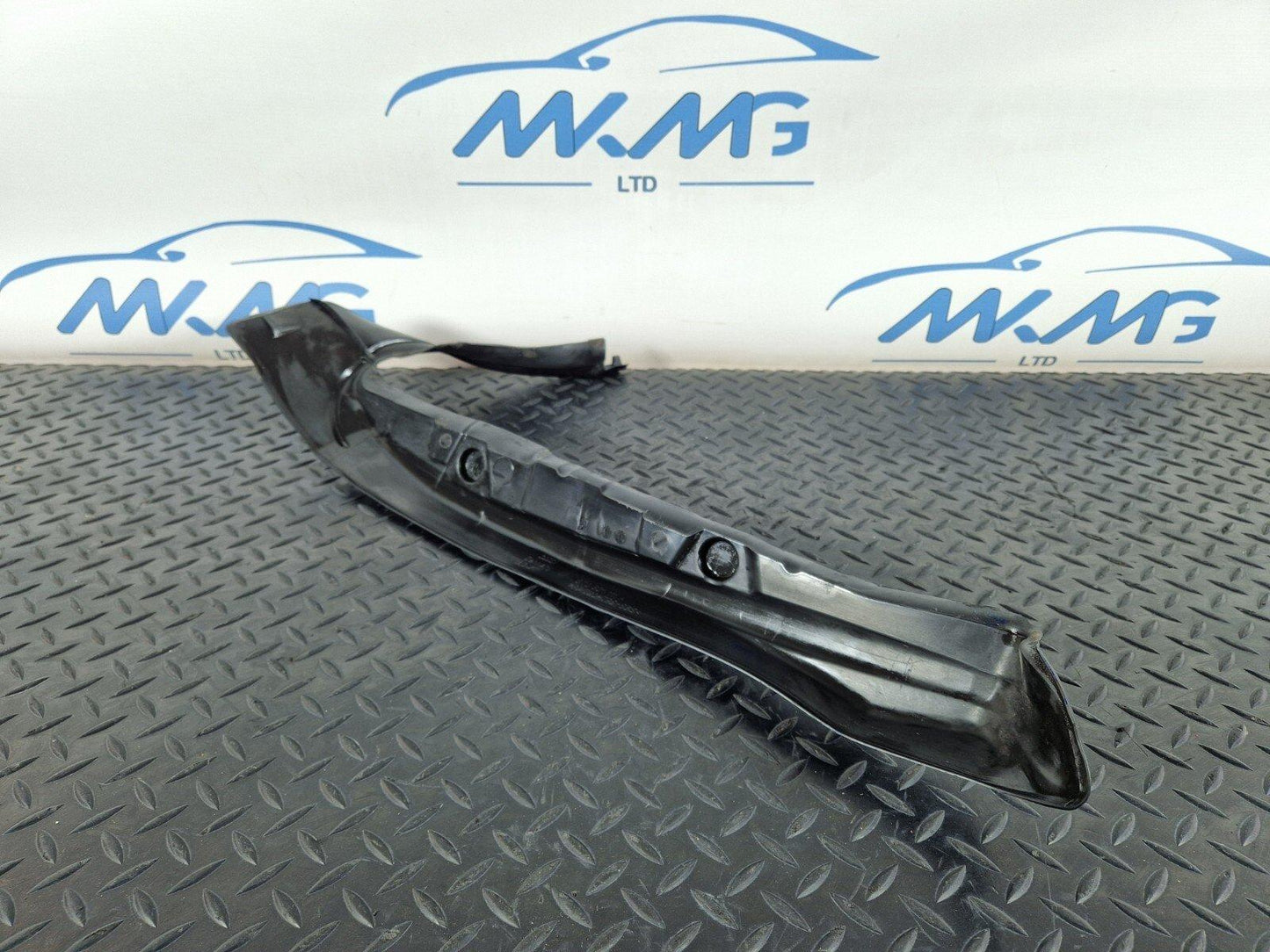 12-17 AUDI S5 CONVERTIBLE N/S LEFT FRONT WING PLATE COVER LINER GUIDE 8T0821111A