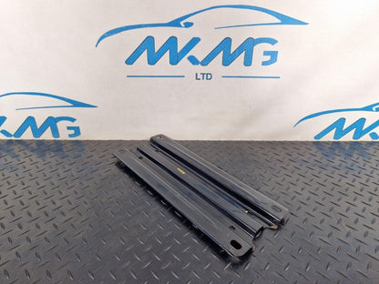 18-ON MERCEDES BENZ A CLASS W177 OEM UNDERBODY PANEL MOUNT BRACKET A1776161900